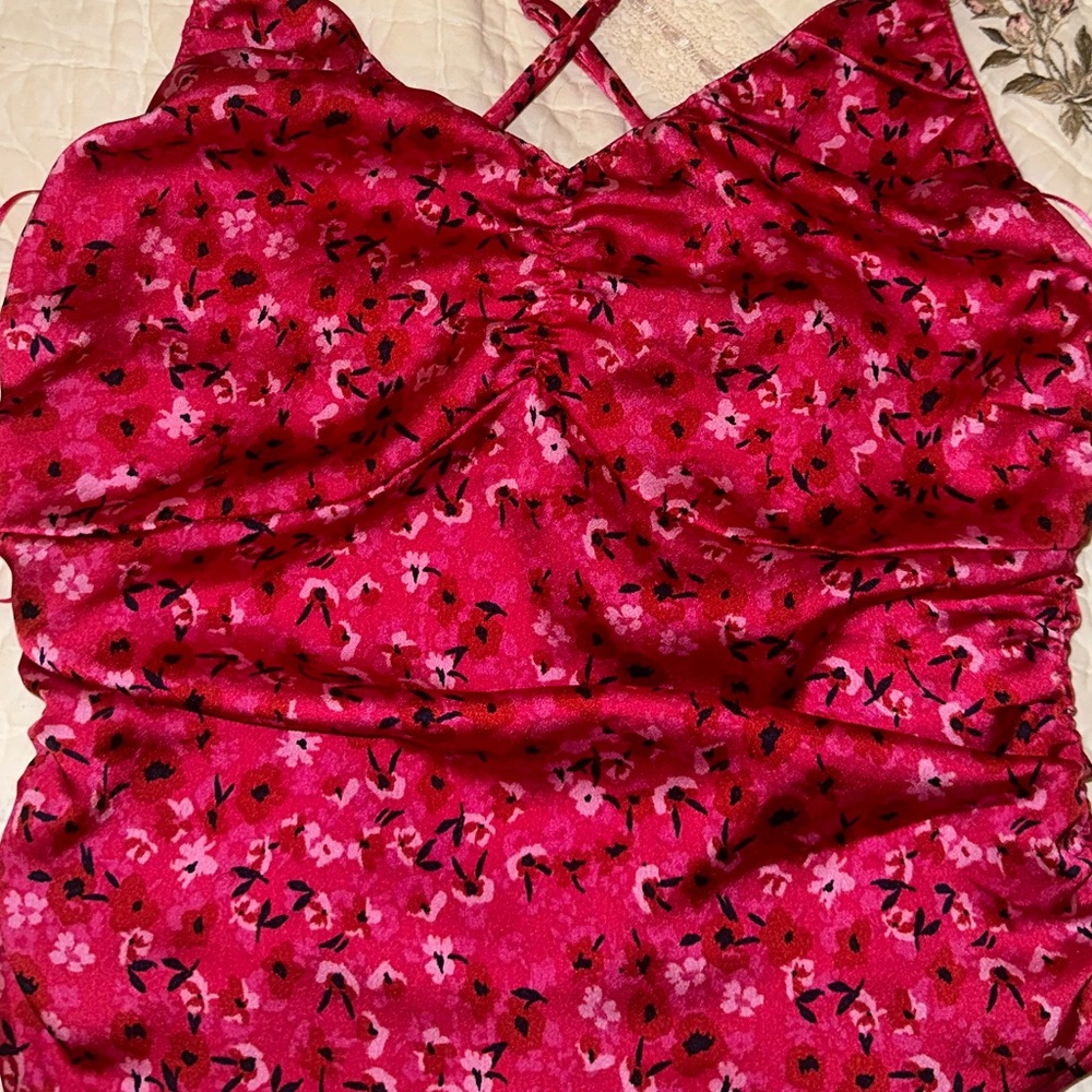Zoya Floral Ruched Cami - Picture 8 of 9